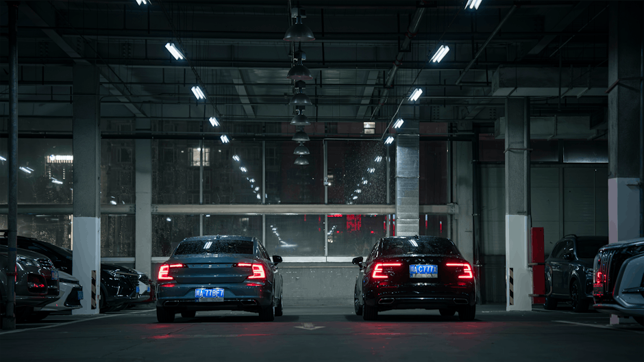 电动车真的更环保吗？一份报告揭示全生命周期排放真相，颠覆你的认知