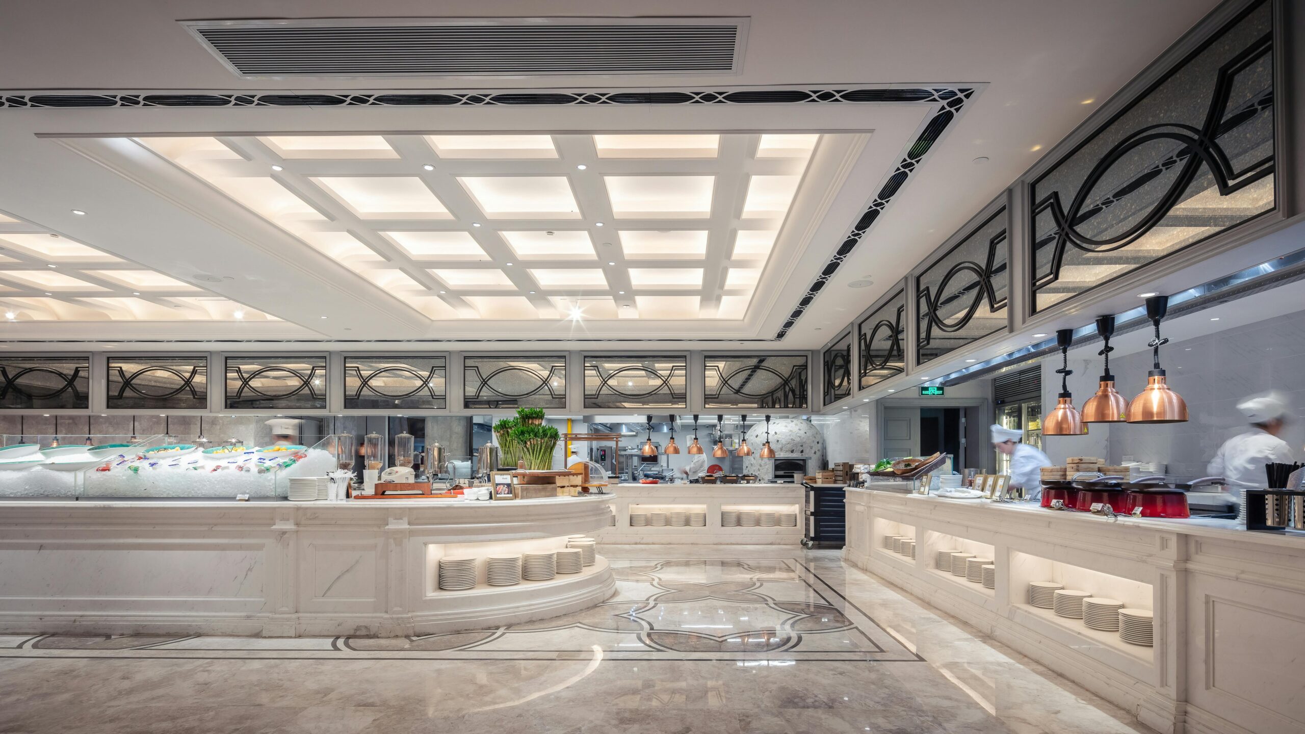 英特尔财报背后的算力战争:消费级CPU为何成了“战略弃子”?