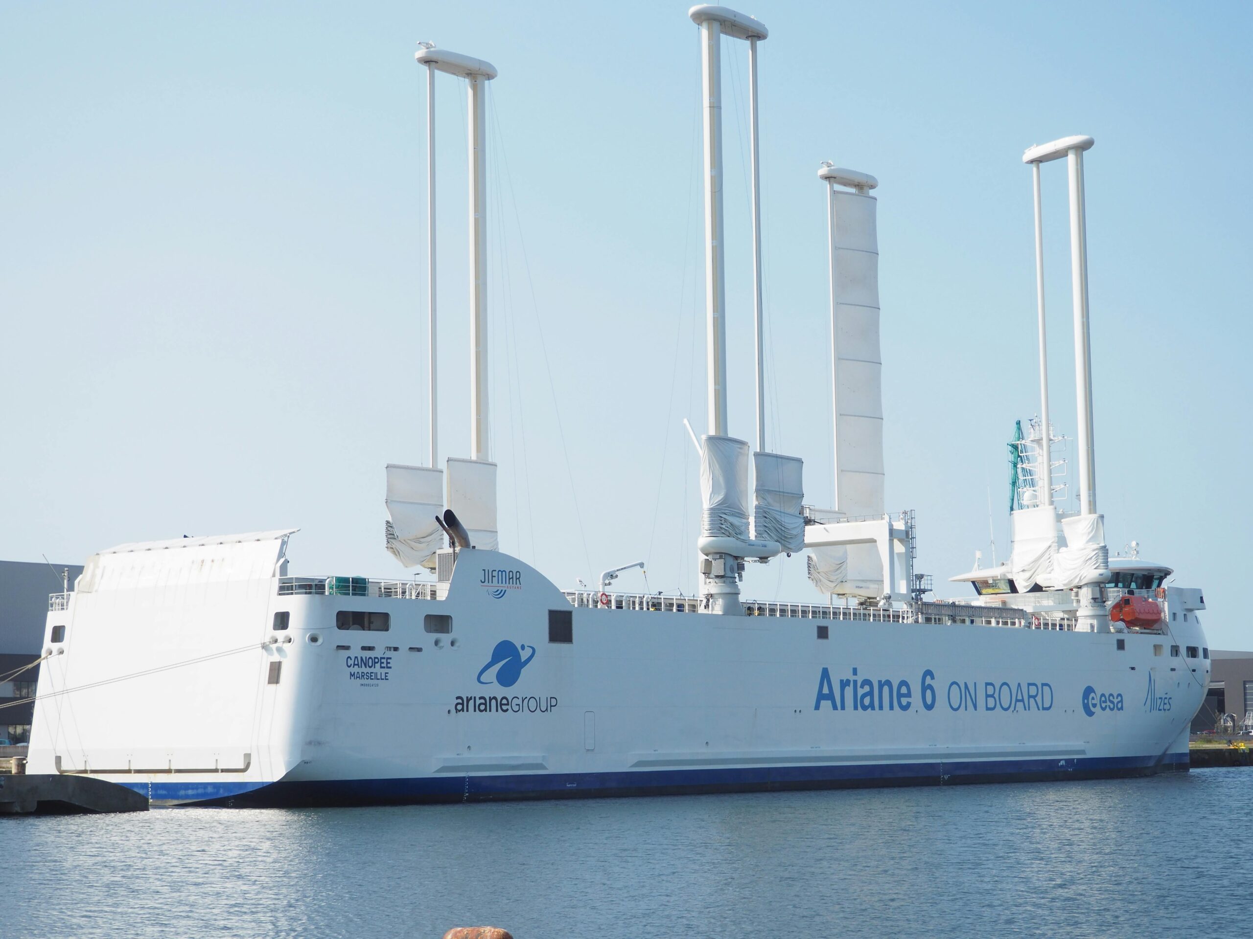 欧洲火箭困局：阿丽亚娜6号尚未“成年”，为何已需“弗兰肯”式改造？