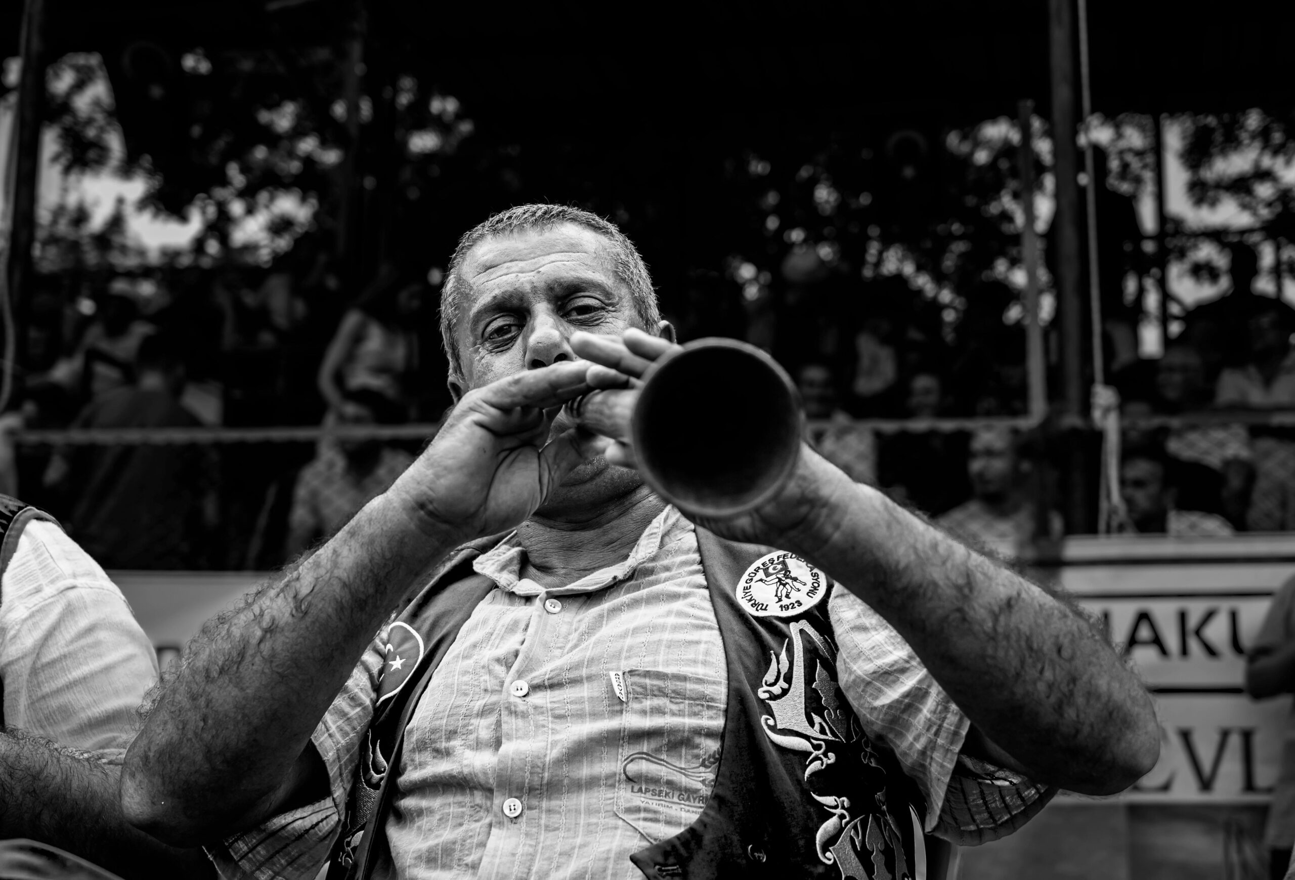 央行“三箭齐发”背后：一场精准滴灌的结构性变革，民企与科创的春天来了？