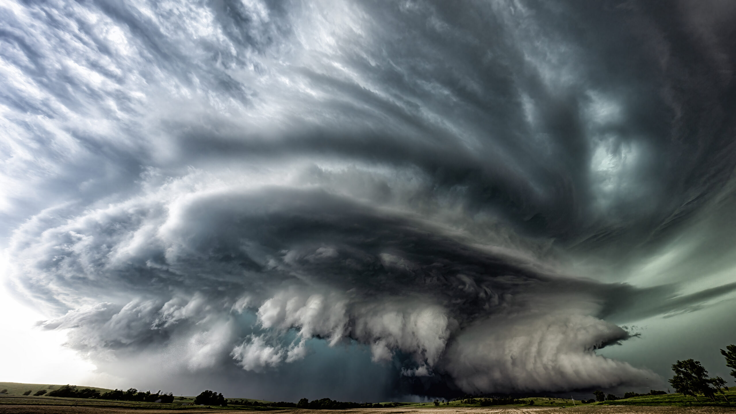 平静只是假象?美国气候警报再响:破纪录热浪与厄尔尼诺叠加,漫长混乱期或已开启