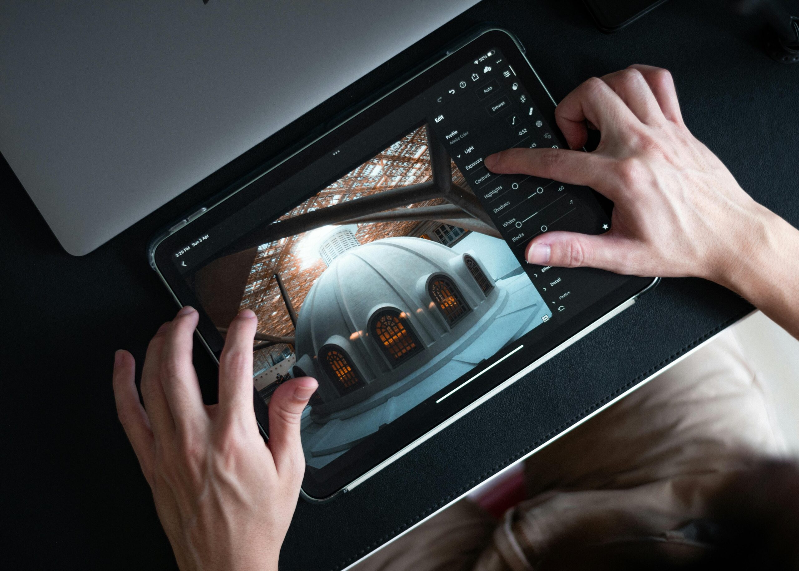 联想“变形金刚”泄露:折叠屏+游戏掌机+笔记本,四合一设备要革了谁的命?