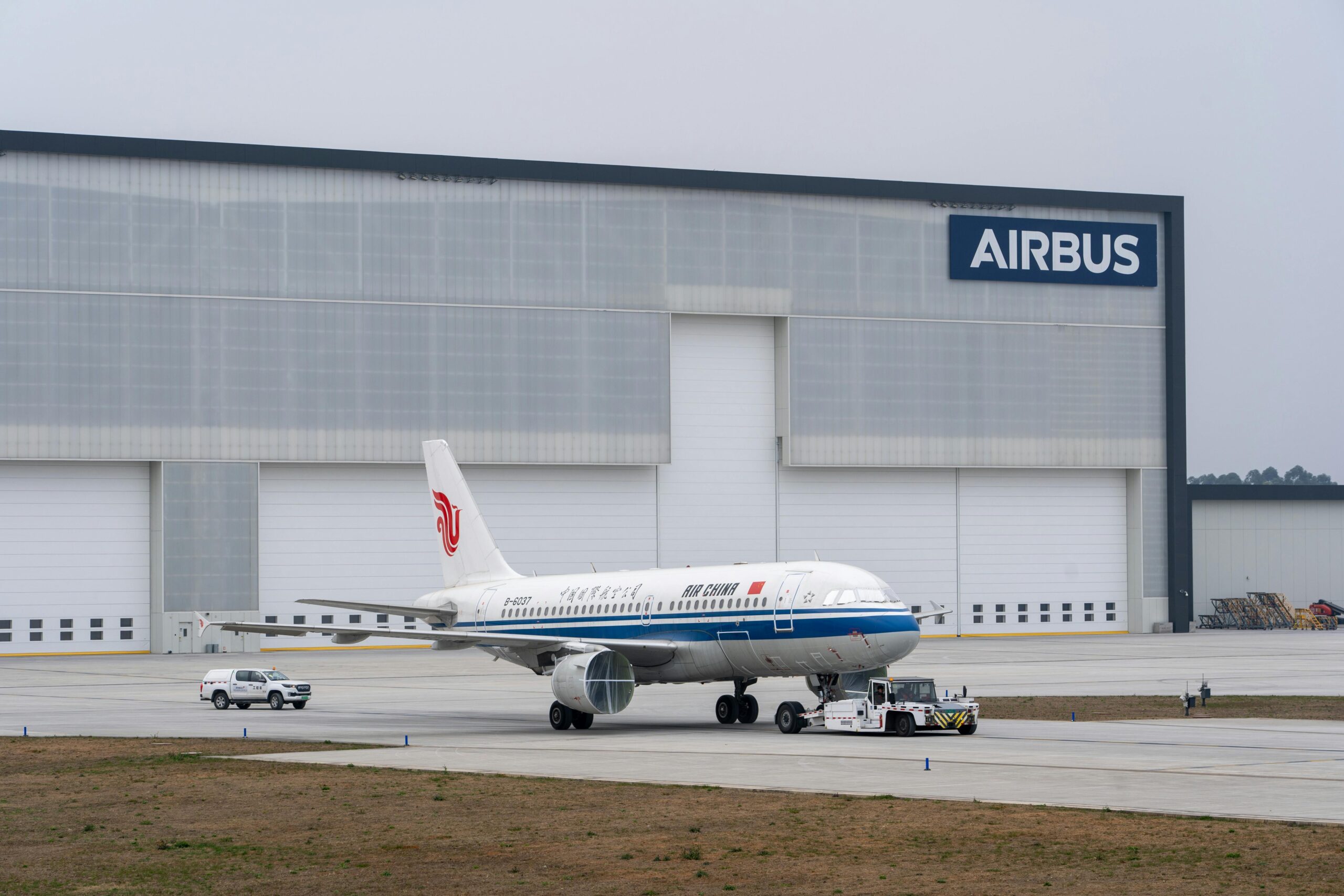 马斯克再下重注：德州“Terafab”芯片工厂背后，是远见还是豪赌？