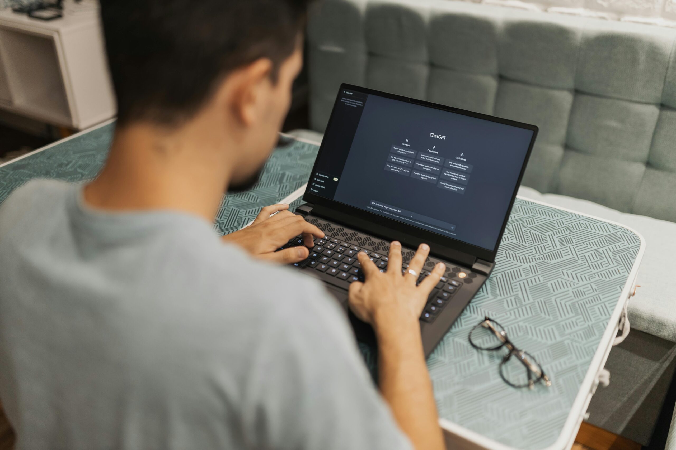 Mozilla“雷神之锤”:Thunderbolt AI如何用“主权客户端”掀起企业AI基础设施革命?