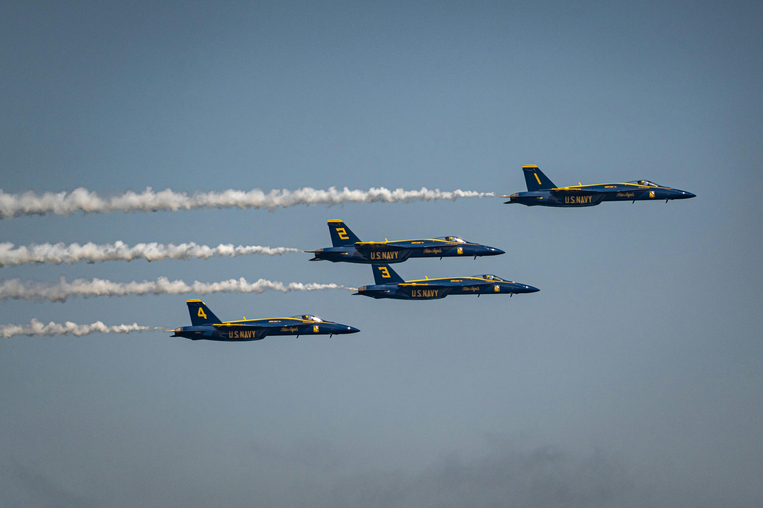 重返地球的5000度烈焰：54年等待，人类离月球还有多远？