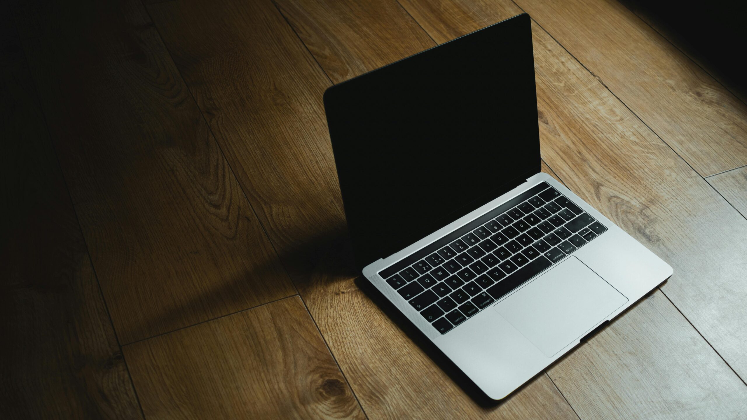 五年磨一剑,Framework Laptop 13 Pro:模块化革命的“彻底重设计”意味着什么?