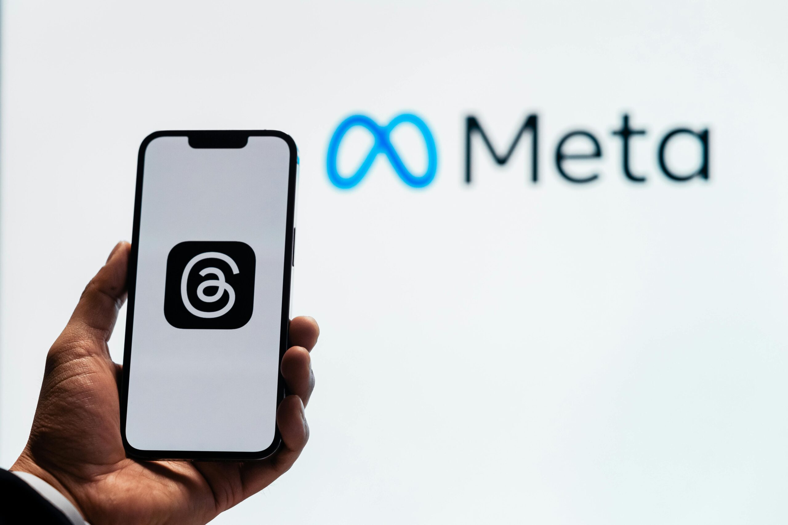 欧盟重拳出击:Meta因儿童保护不力被裁定违法,社交媒体巨头为何屡教不改?