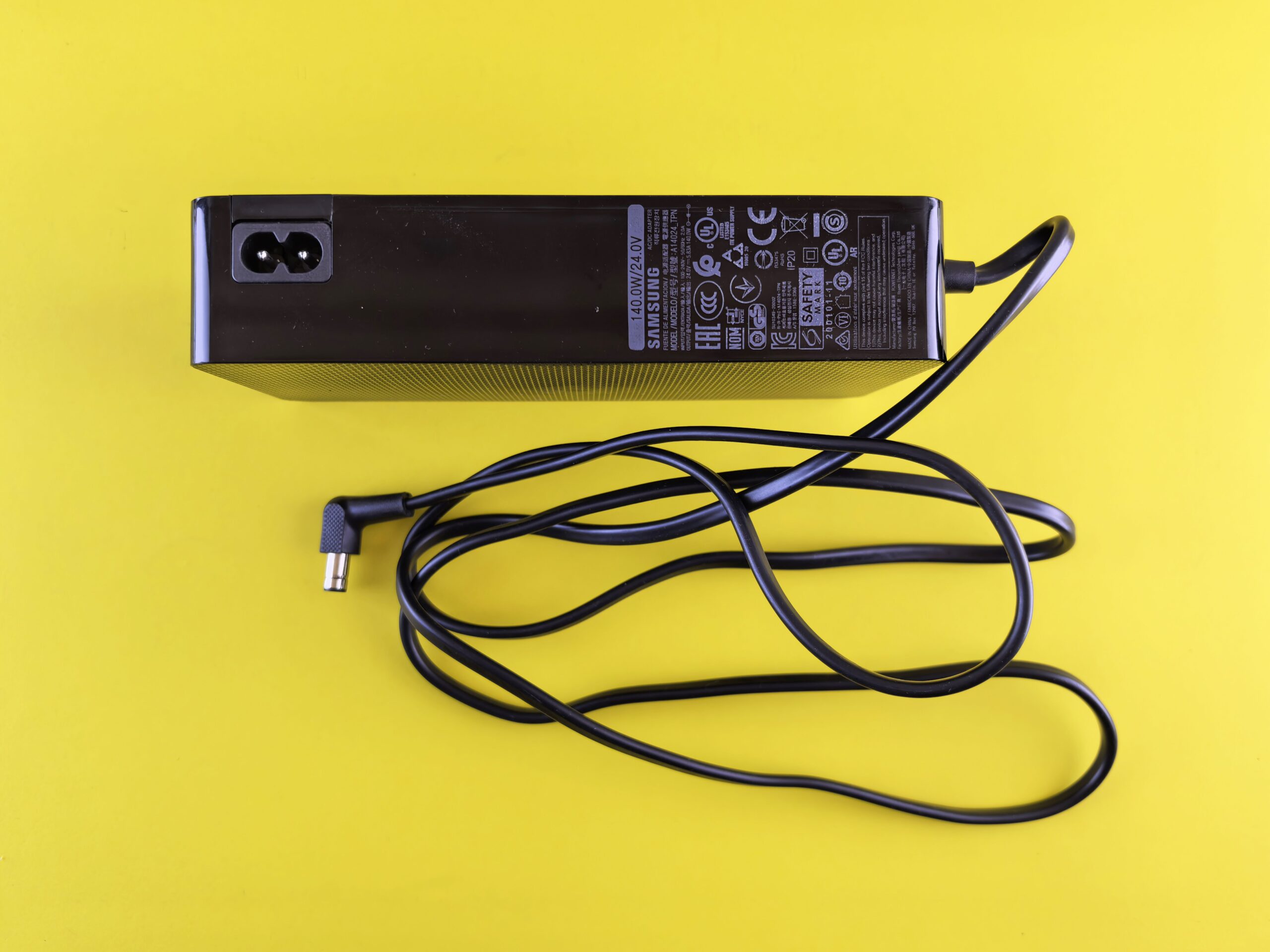 Mac外接四屏的终极答案？Kensington SD5900T深度评测：当雷电4遇上DisplayLink