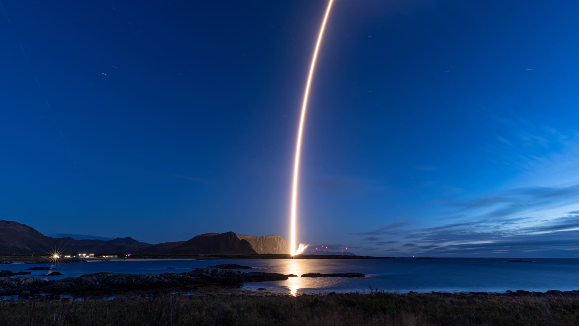 欧洲火箭新贵首飞入轨,SpaceX的“垄断焦虑”才刚刚开始