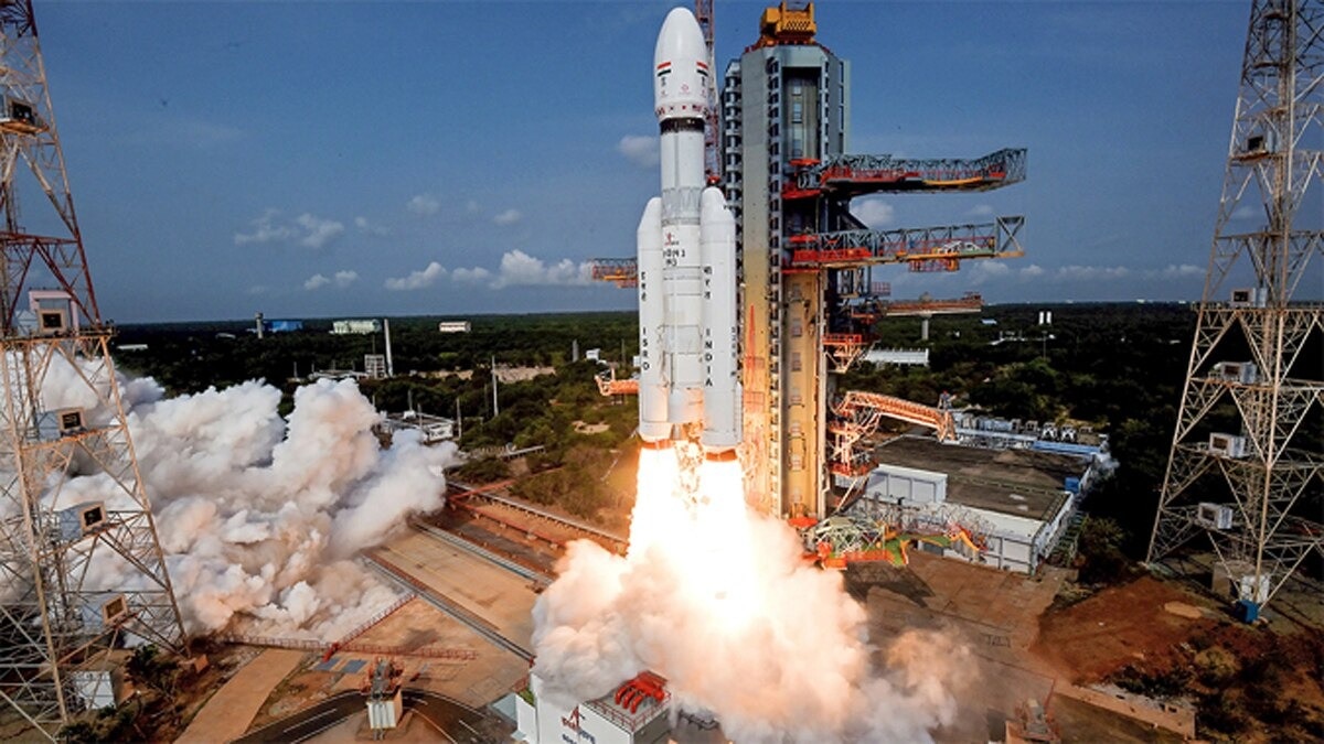 下一场太空竞赛不拼火箭,拼算力:AI如何用7年把轨道变成新大陆