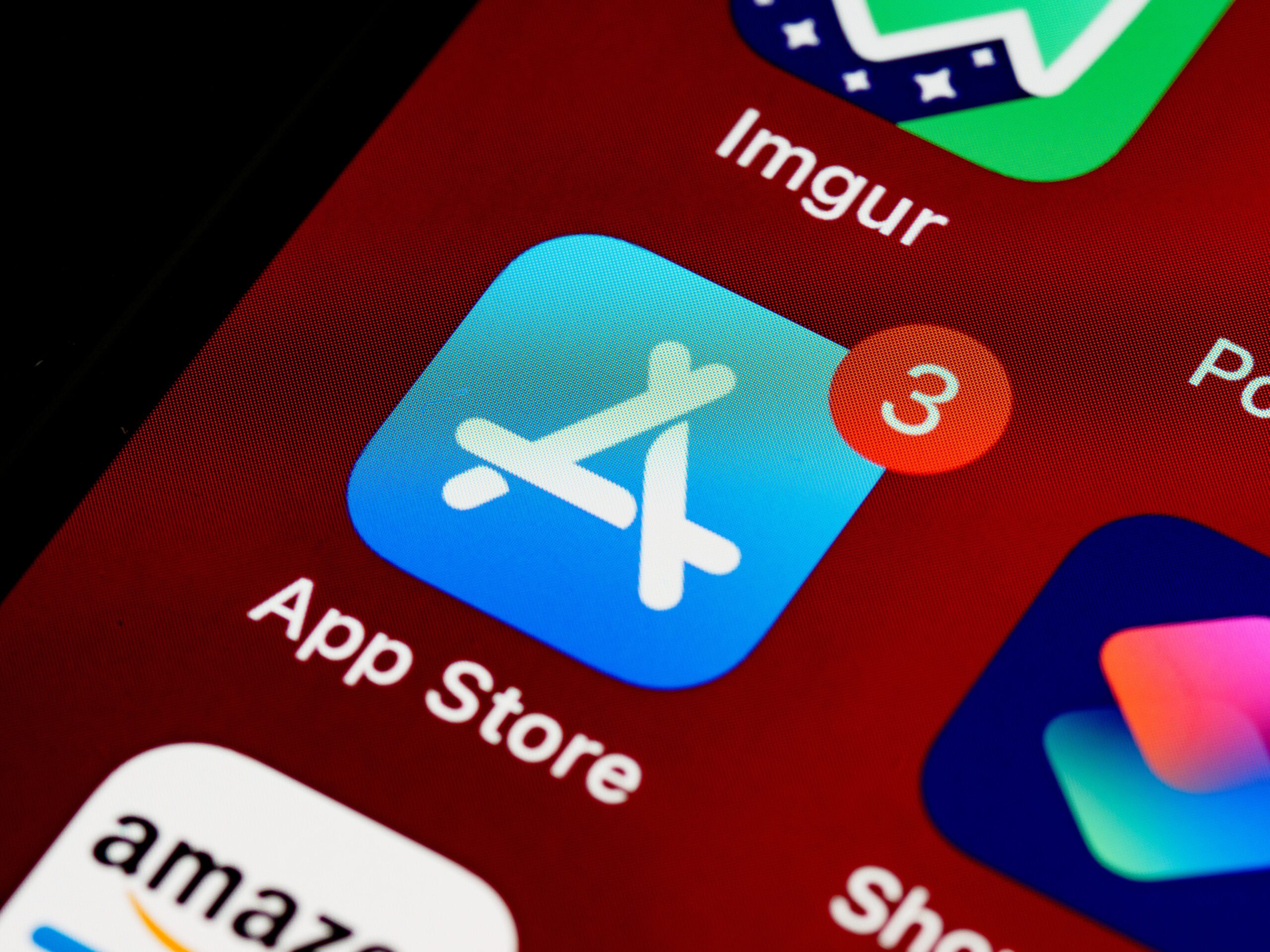 苹果iOS 27重磅发布:Siri终于“成人”,但苹果的AI野心才刚刚开始